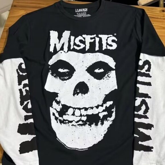Men's Black Jumper - Picture 1 of 4